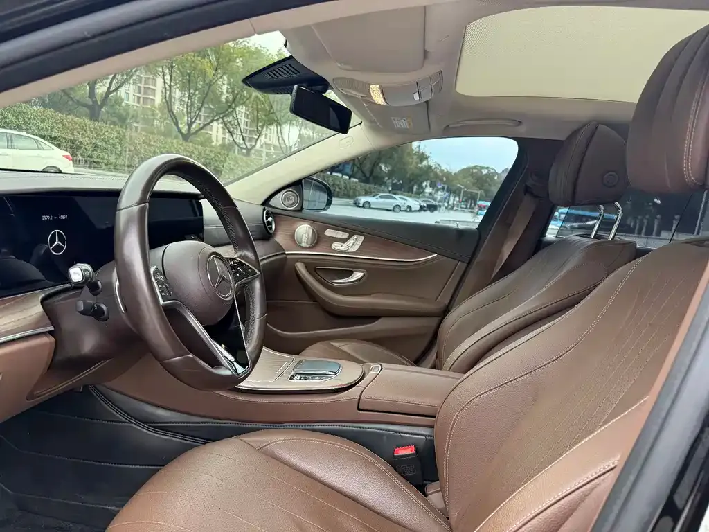 Mercedes-Benz E-Class 2022 из CN, фото 5