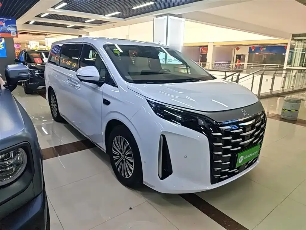 BYD Xia 2025 из CN, фото 10