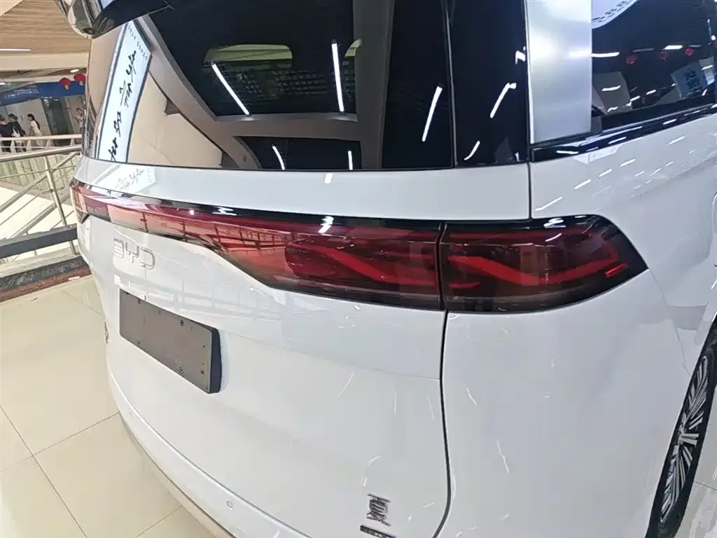 BYD Xia 2025 из CN, фото 3