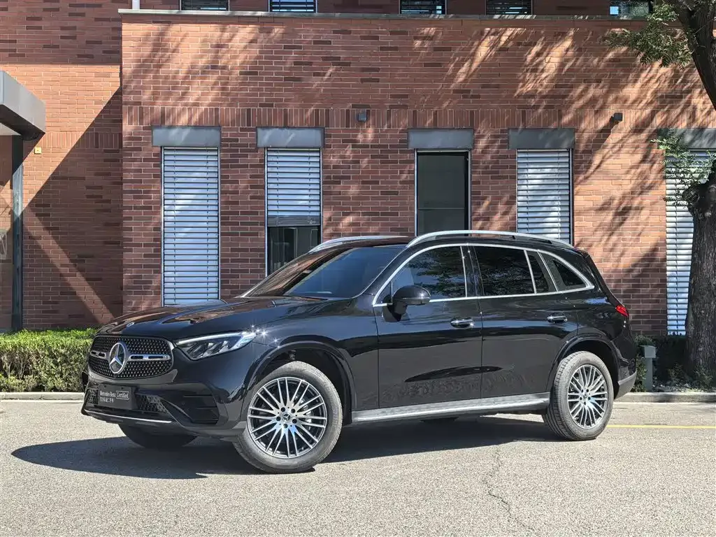 Mercedes-Benz GLC — фото 1
