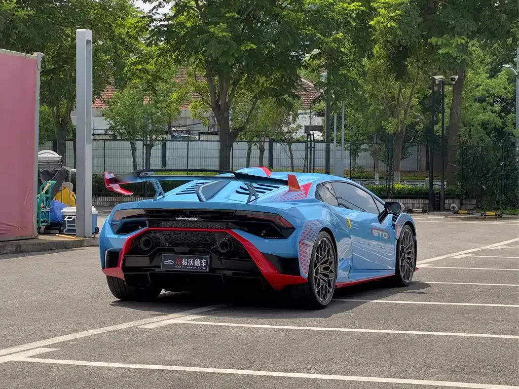 Lamborghini Huracan — фото 5