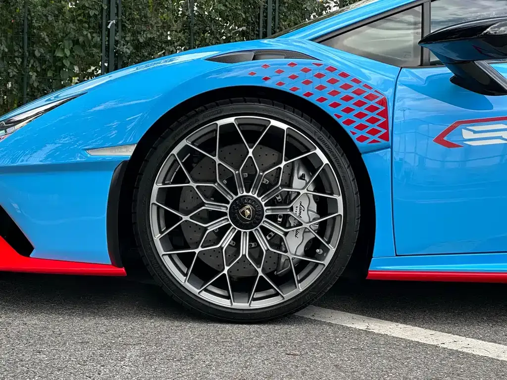 Lamborghini Huracan — фото 3