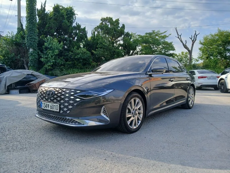 Hyundai Grandeur — фото 1