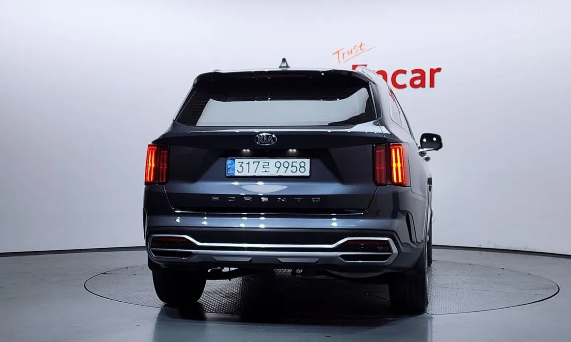 Kia Sorento — фото 2