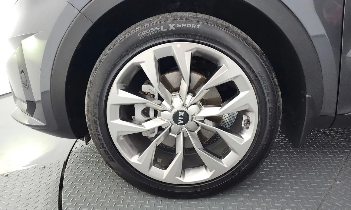 Kia Sorento — фото 4