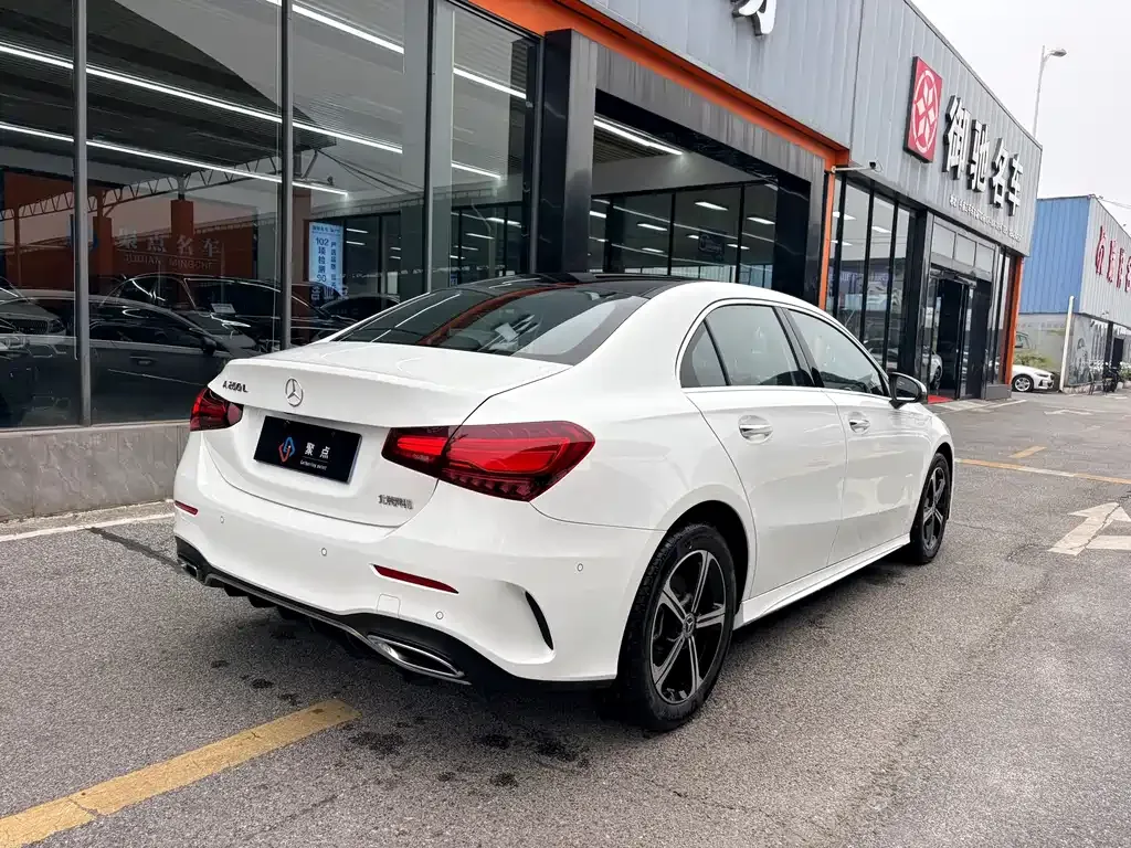 Mercedes-Benz A-Class — фото 10
