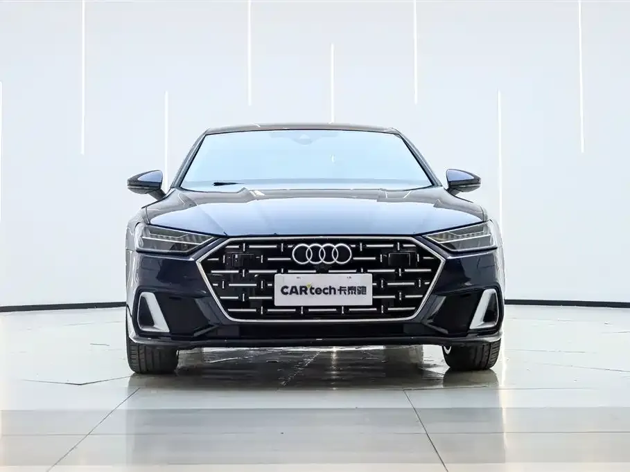 Audi A7L — фото 2