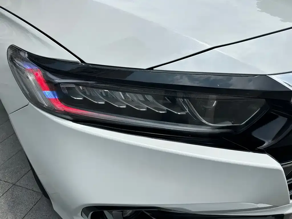Honda Accord — фото 2