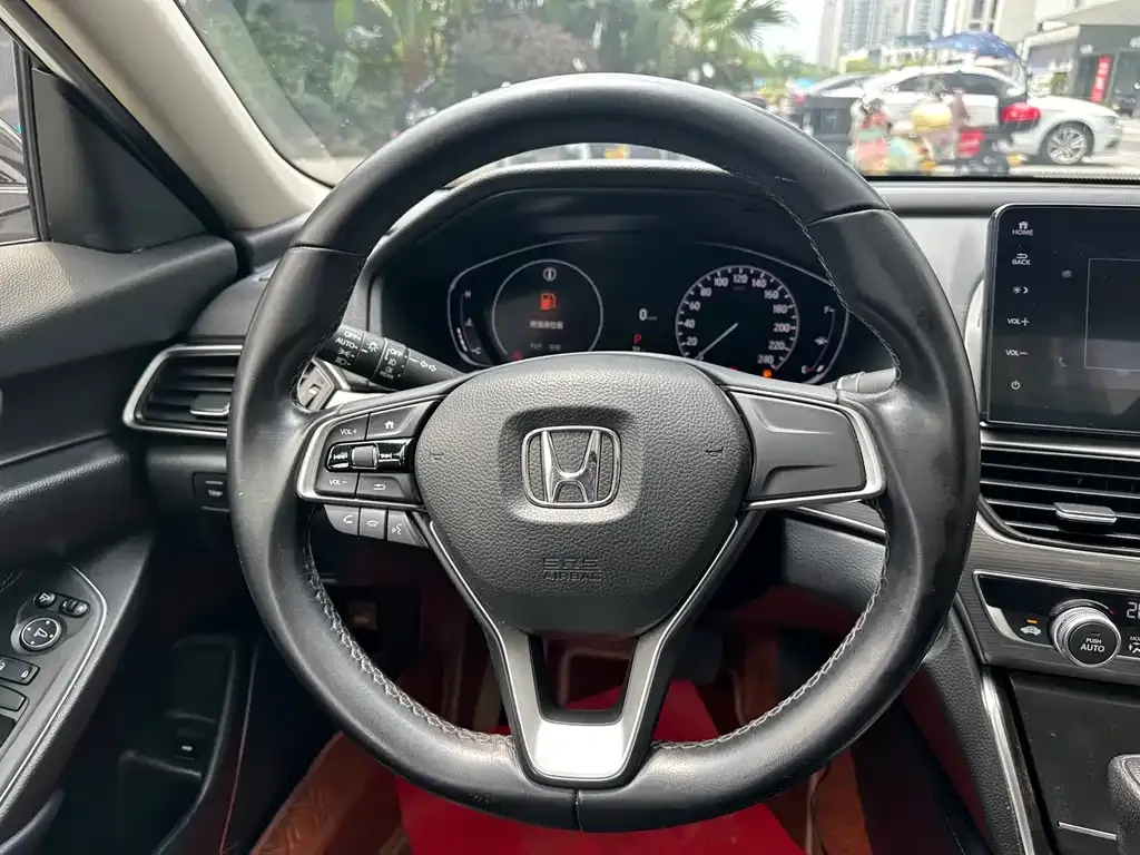 Honda Accord — фото 3