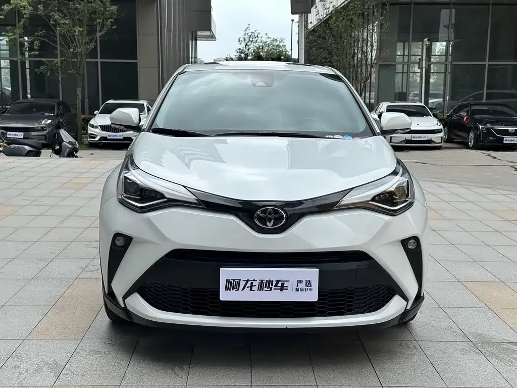 Toyota C-HR 2023 из CN, фото 9