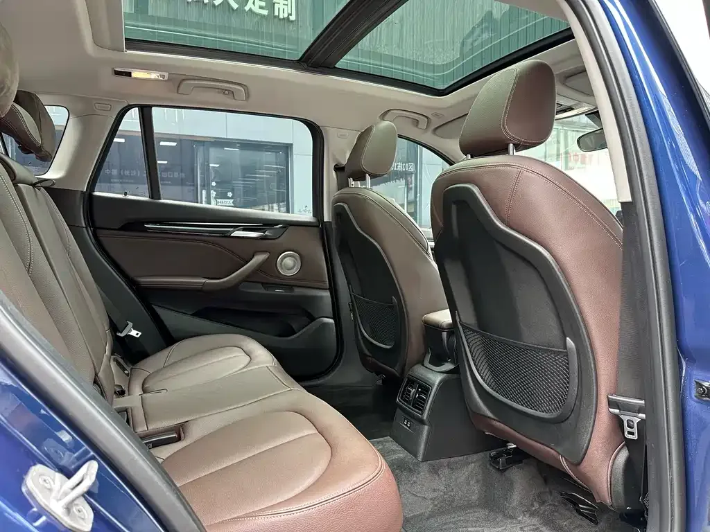 BMW X1 2023 из CN, фото 8