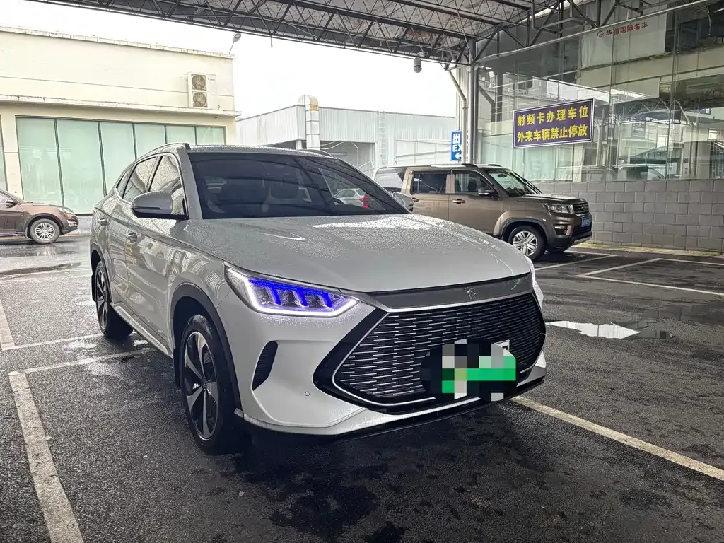 BYD PLUS New Energy — фото 8
