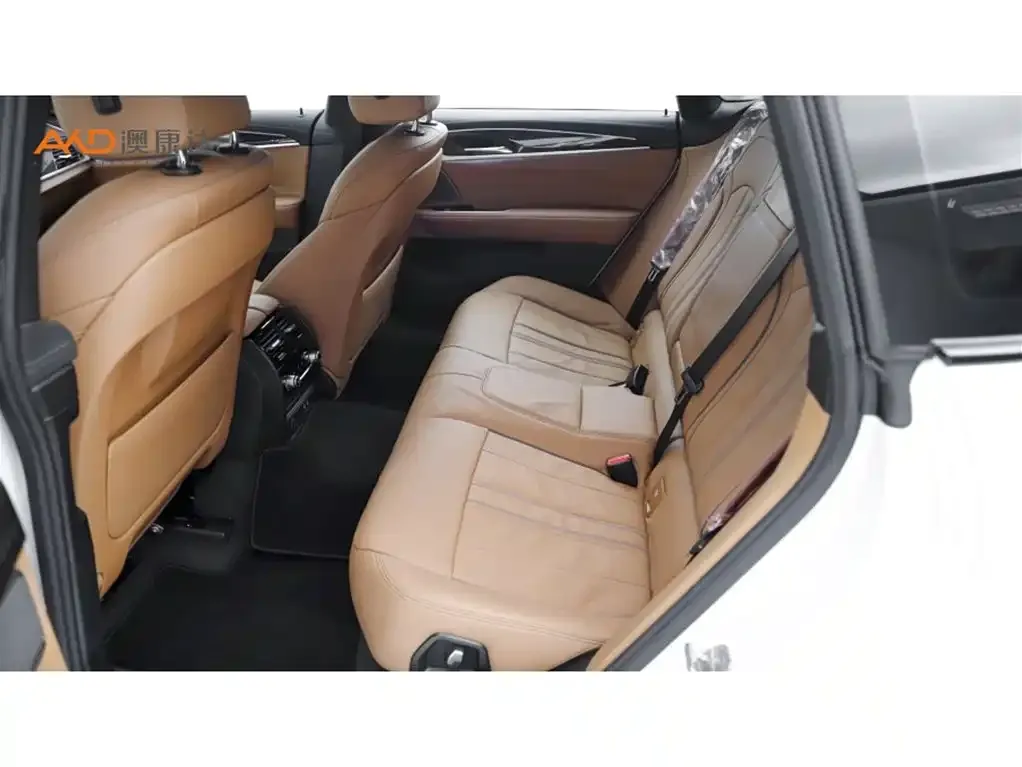 BMW 6 Series GT 2024 из CN, фото 6