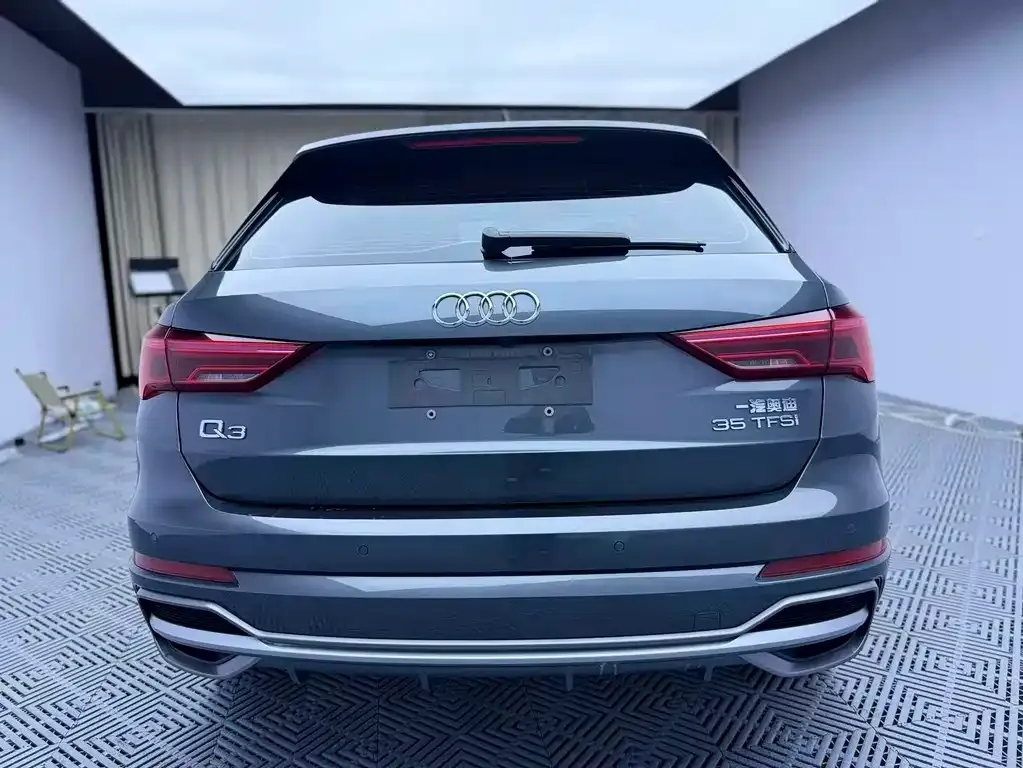Audi Q3 — фото 10
