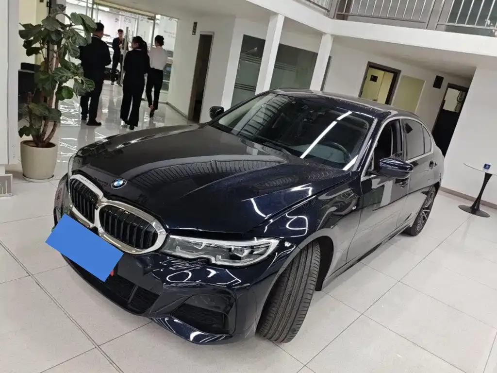 BMW 3 Series — фото 1