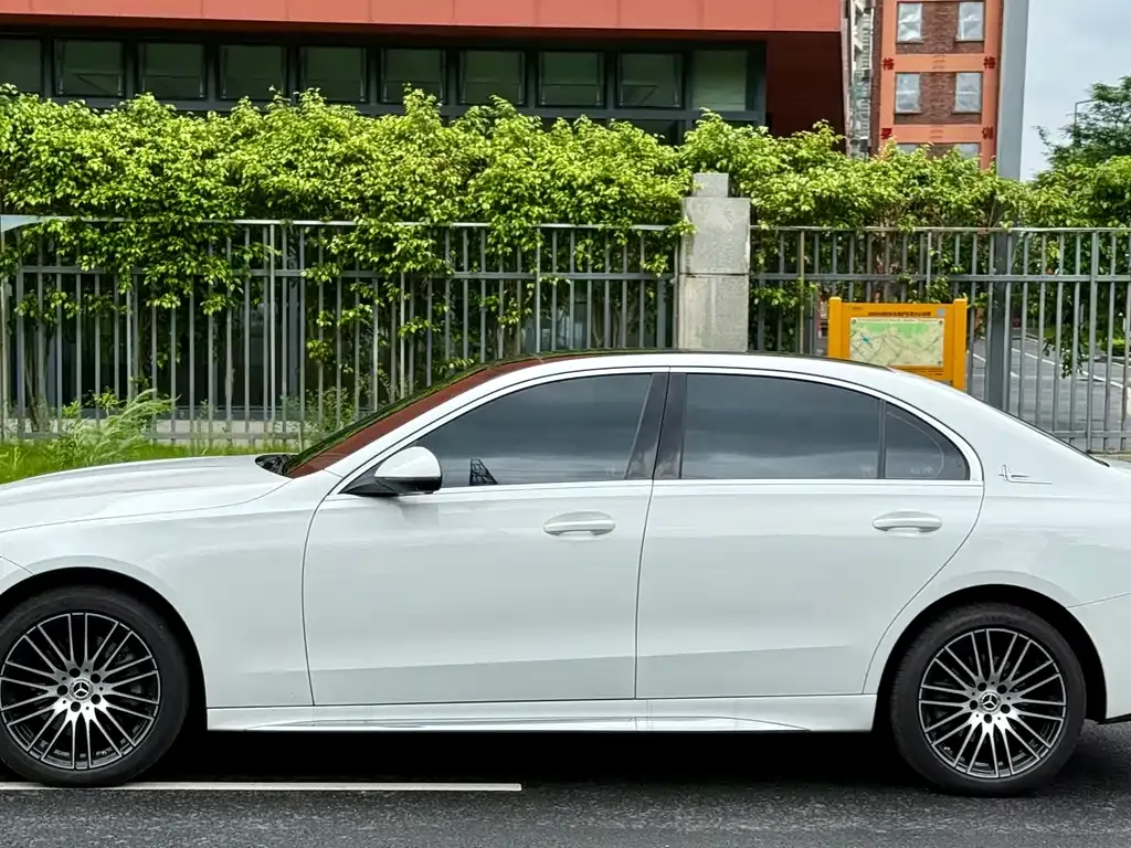 Mercedes-Benz C-Class — фото 9