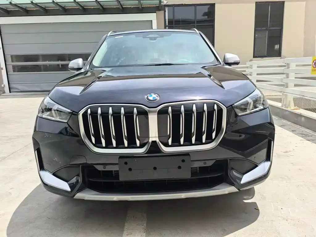 BMW X1 — фото 4