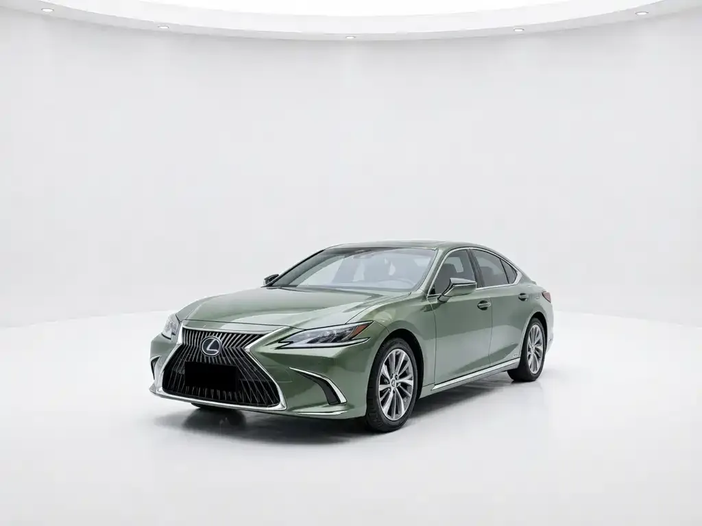 Lexus ES — фото 1