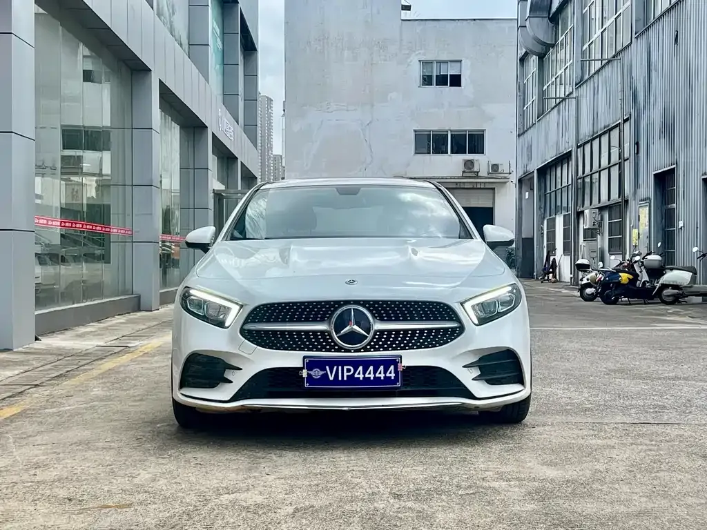 Mercedes-Benz A-Class — фото 7