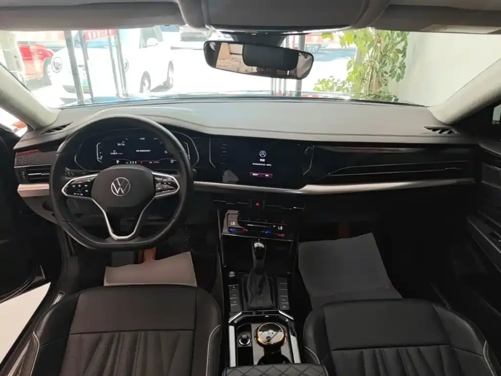 Volkswagen Passat — фото 4