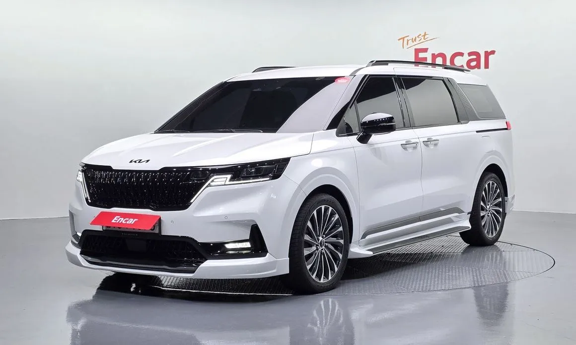 Kia Carnival 2023 из KR, фото 1
