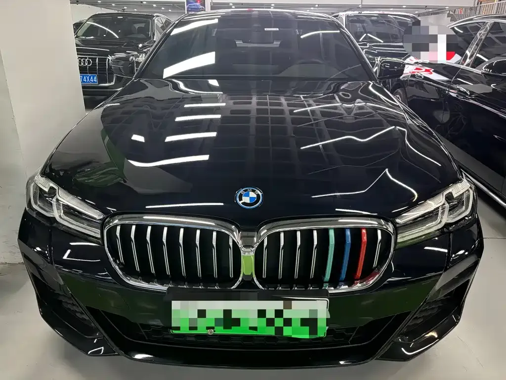 BMW 5 Series New Energy — фото 5