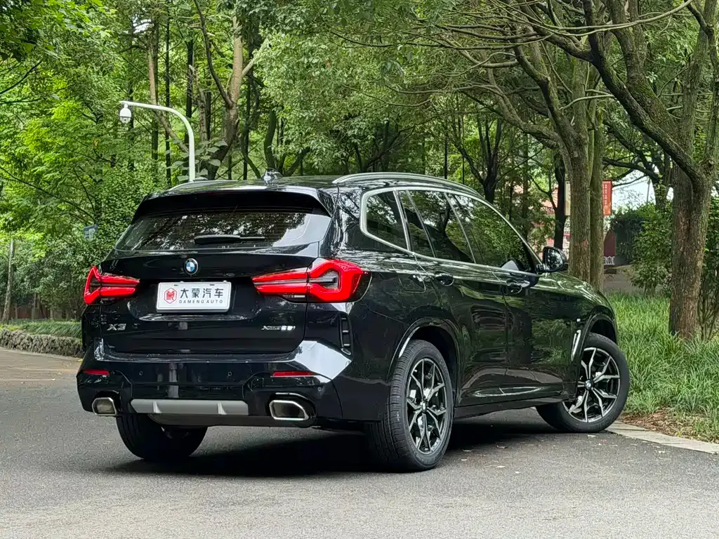 BMW X3 — фото 10