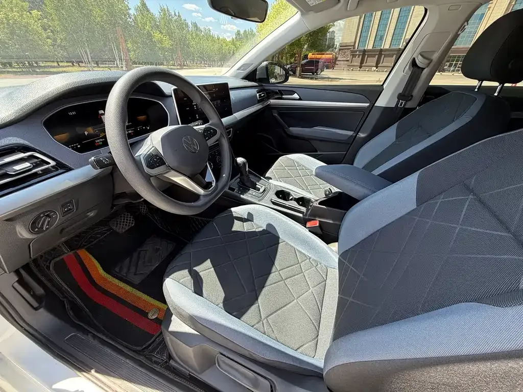 Volkswagen Lavida 2024 из CN, фото 3