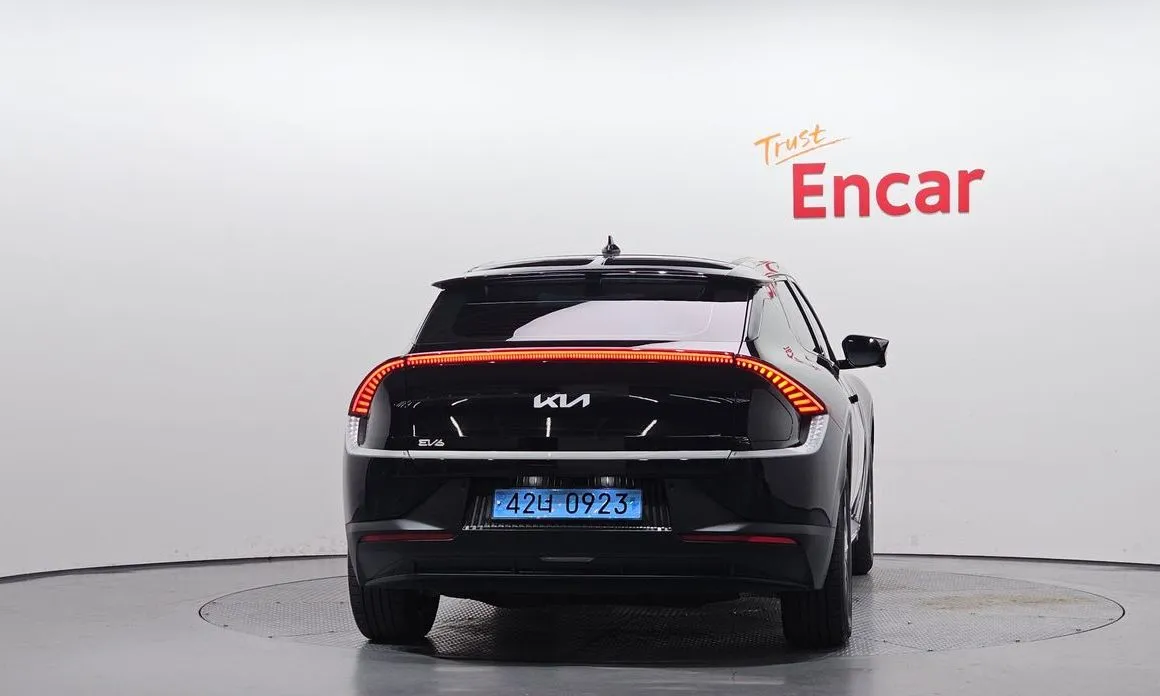 Kia EV6 — фото 4