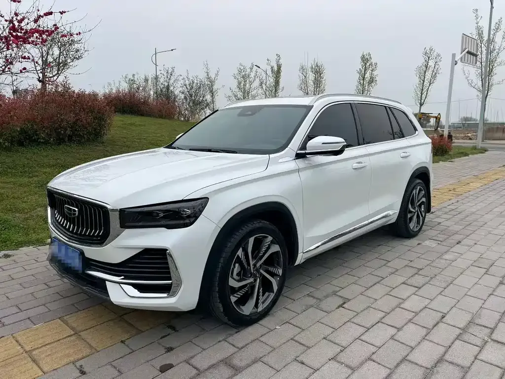 Geely Xingyue L — фото 1