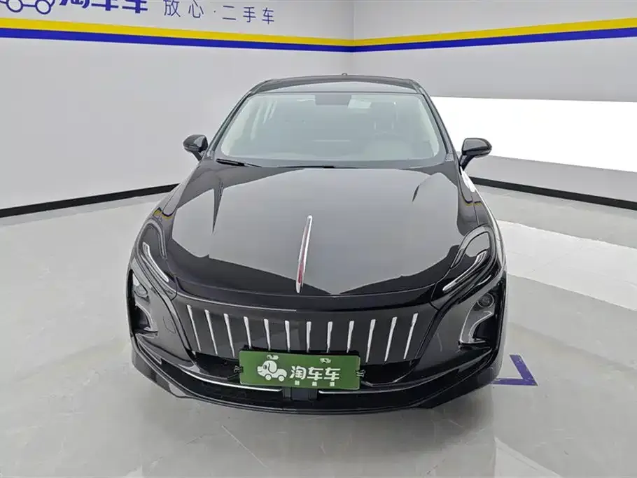 Hongqi E-QM5 — фото 9