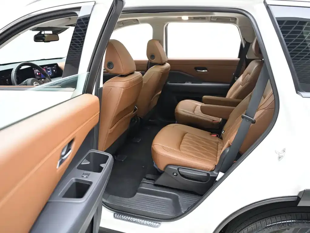Nissan Teramont 2024 из CN, фото 10