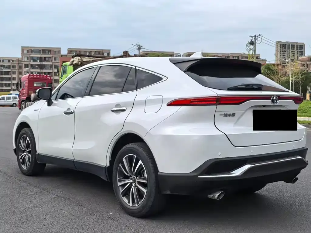 Toyota Harrier — фото 8