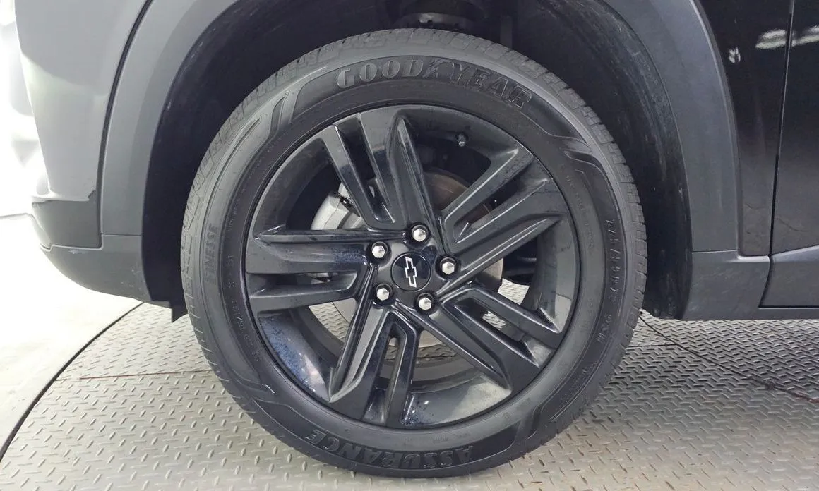 Chevrolet (GM Daewoo) Trax 2025 из KR, фото 4