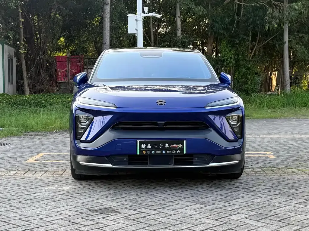 NIO EC6 — фото 9