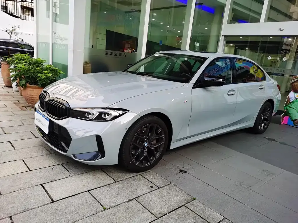 BMW 3 Series — фото 1