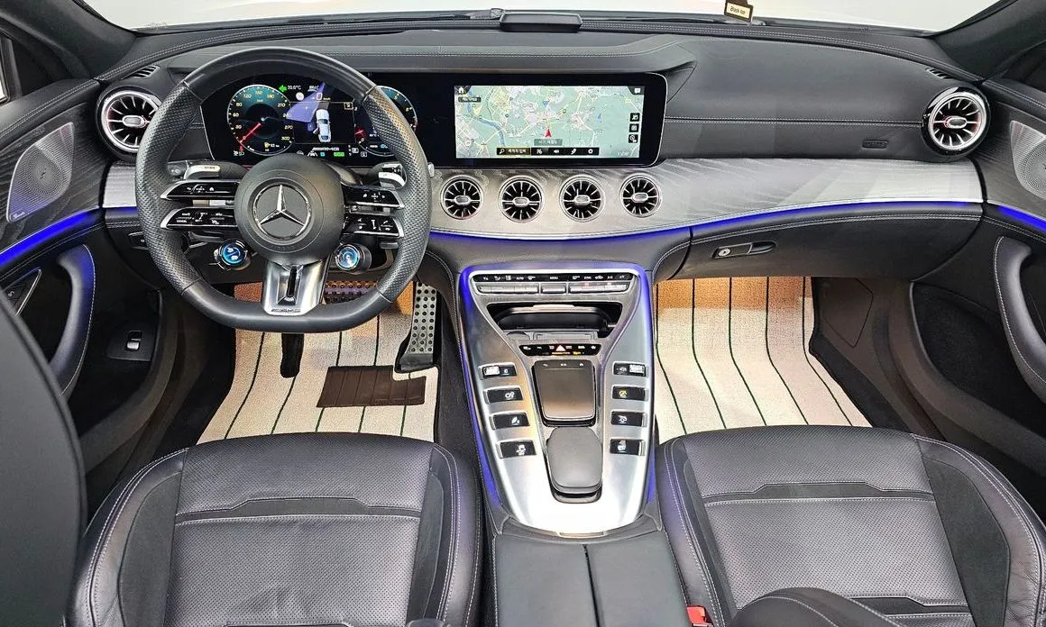 Mercedes-Benz AMG GT — фото 10