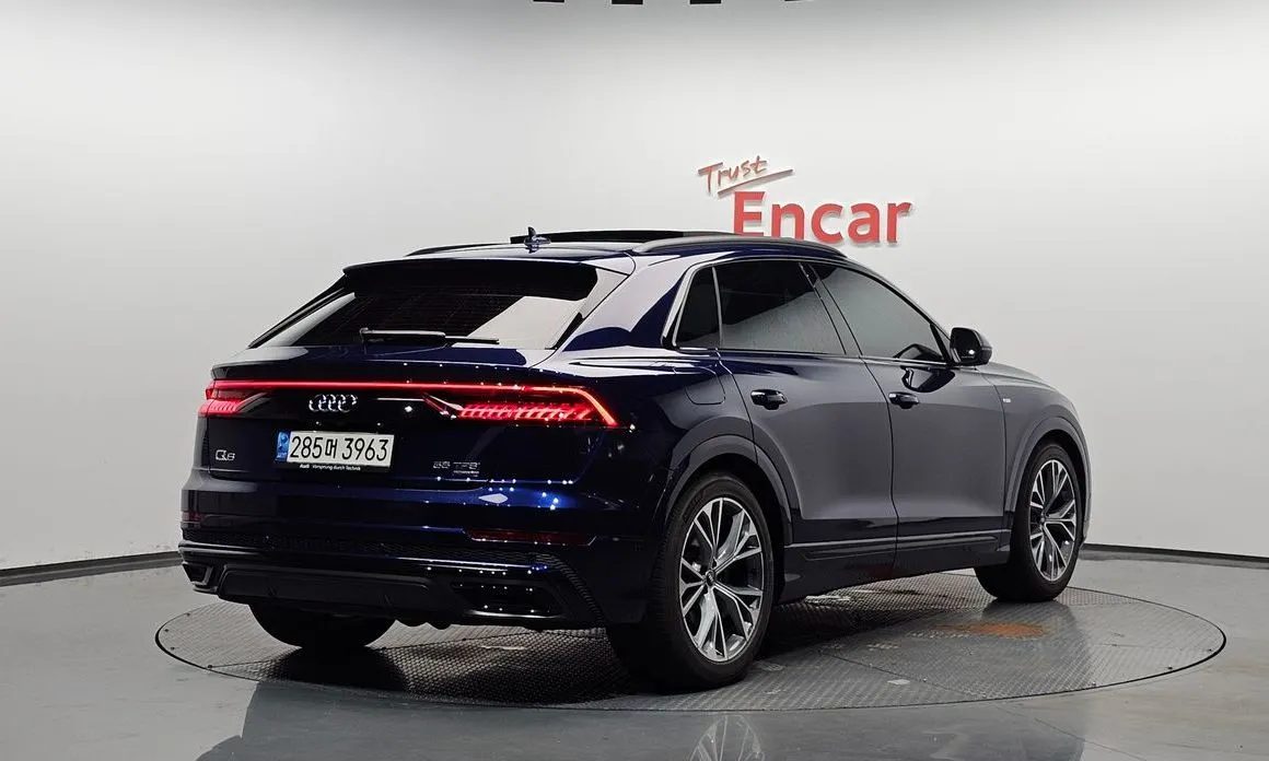 Audi Q8 2022 из KR, фото 10