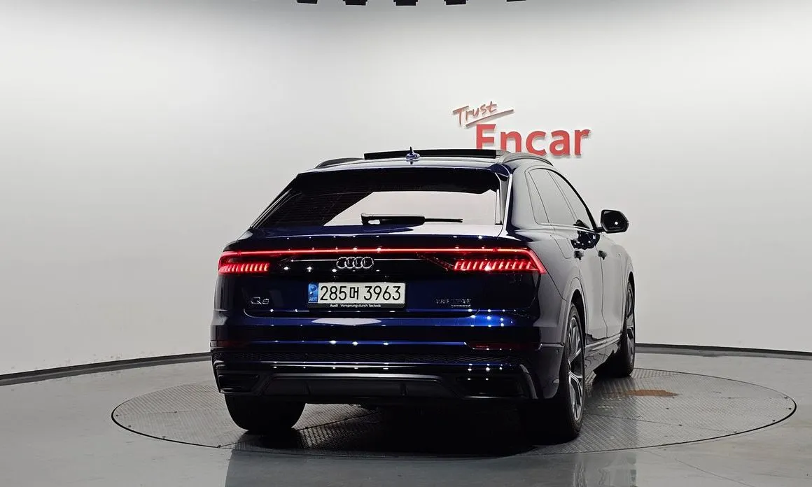 Audi Q8 2022 из KR, фото 8