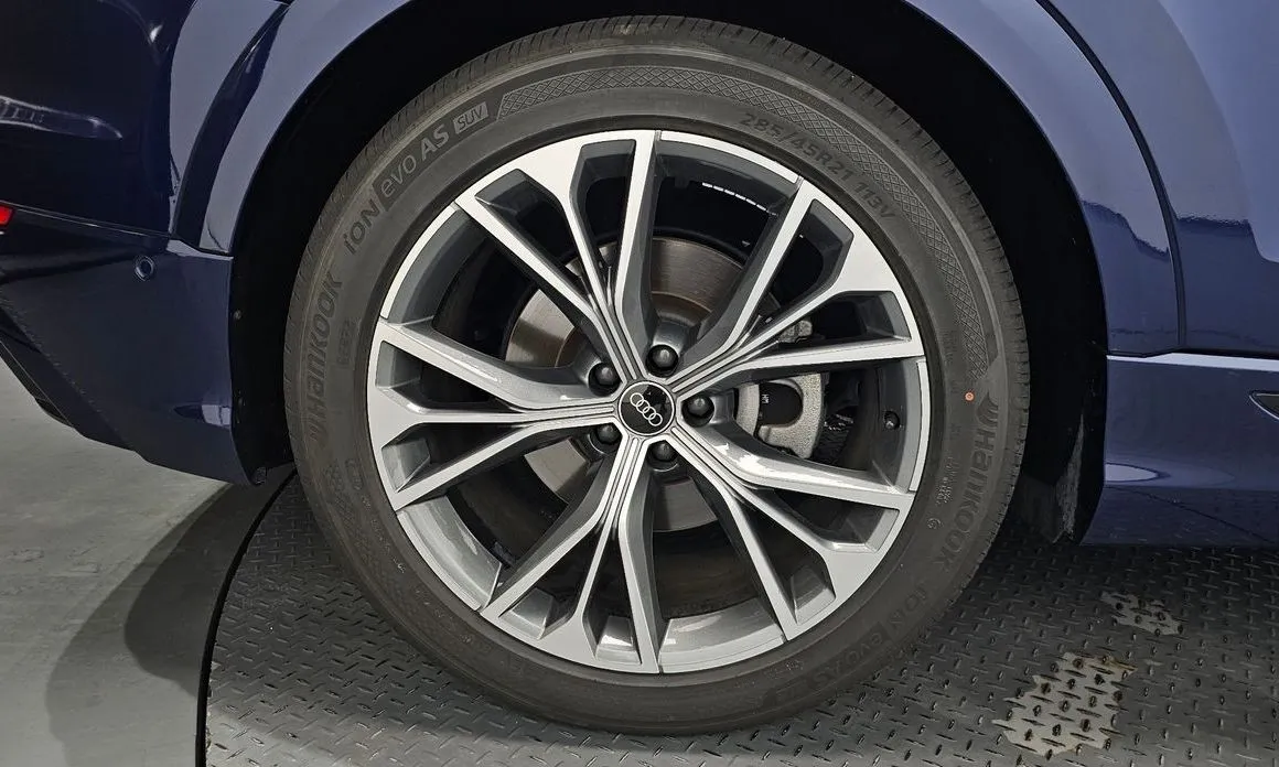 Audi Q8 2022 из KR, фото 7
