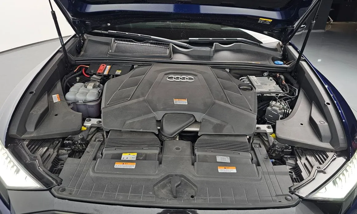 Audi Q8 2022 из KR, фото 9
