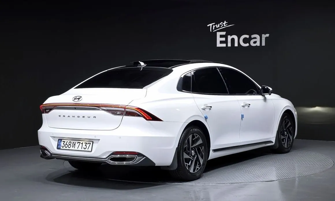 Hyundai Grandeur 2023 из KR, фото 2