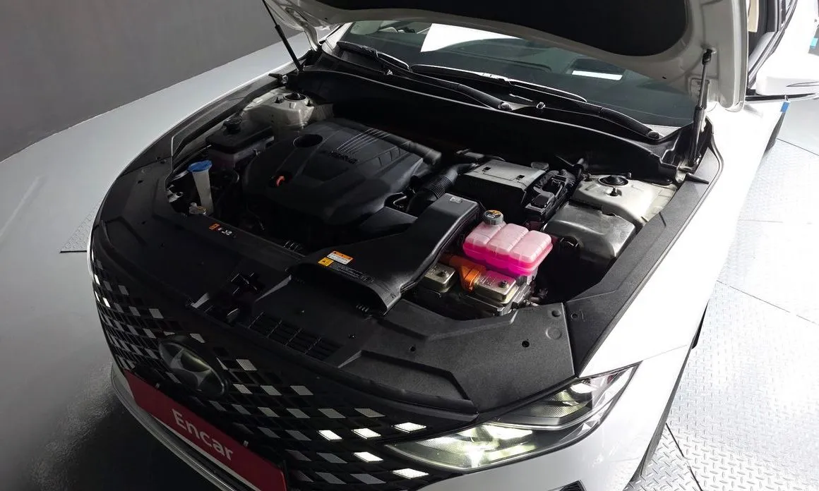 Hyundai Grandeur 2023 из KR, фото 7