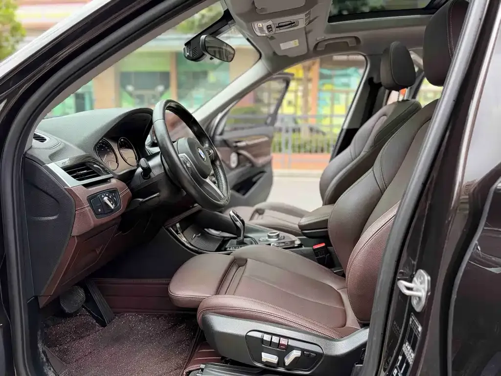 BMW X1 2021 из CN, фото 4