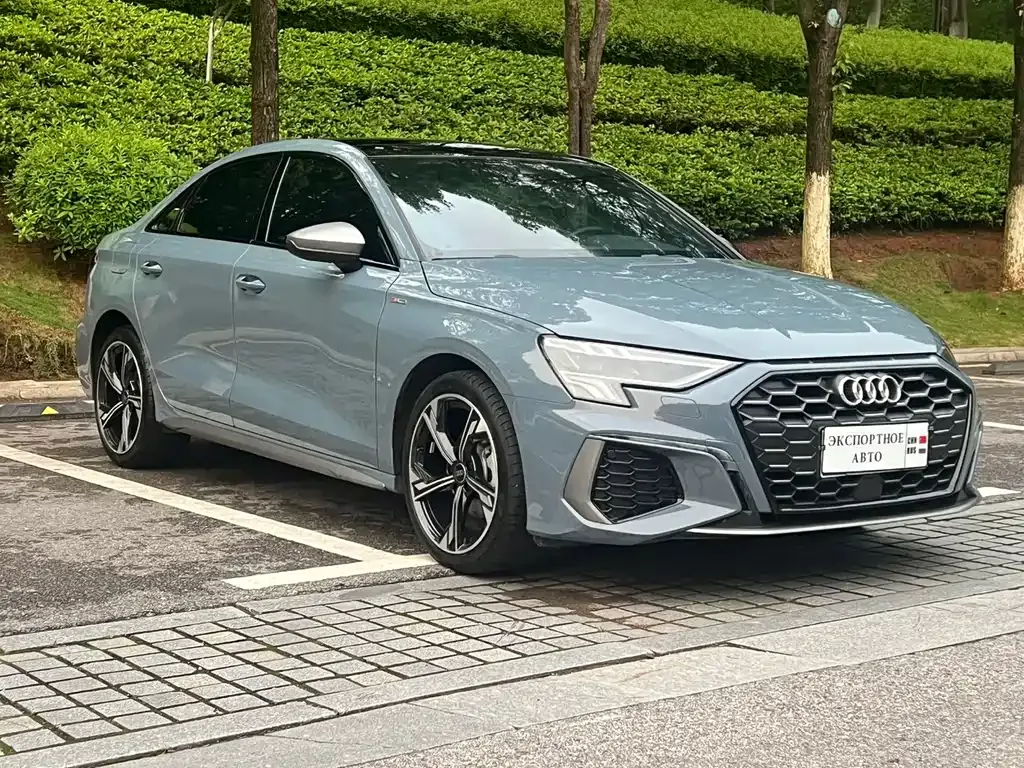 Audi A3 — фото 1