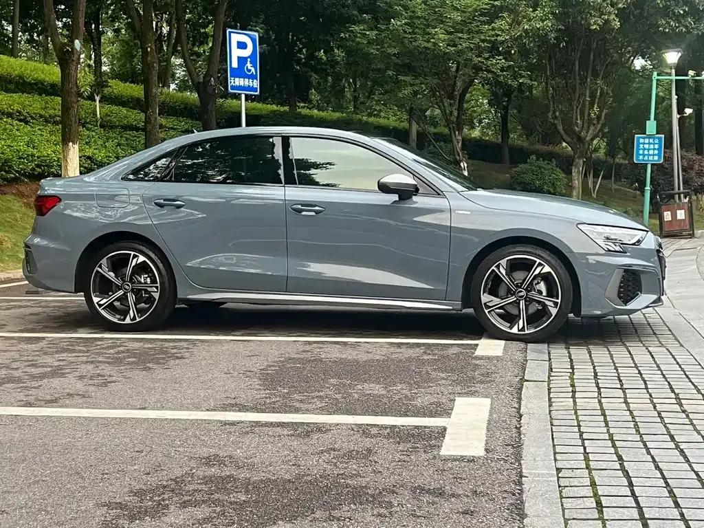 Audi A3 — фото 9