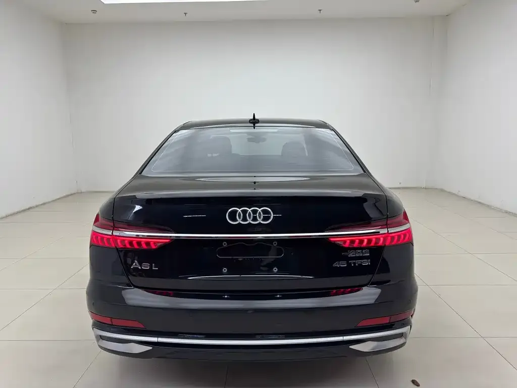 Audi A6L — фото 5