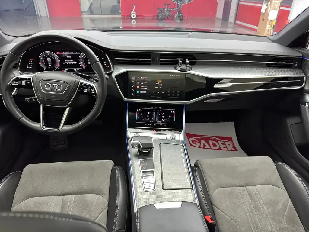 Audi A6L — фото 9