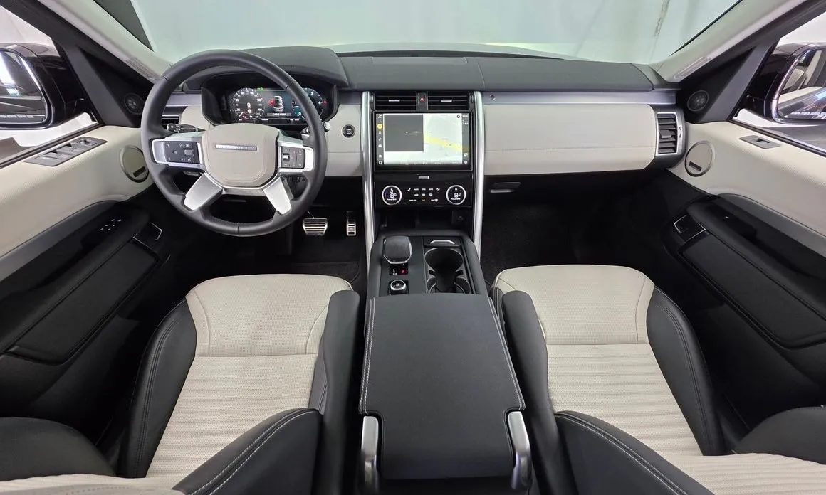 Land Rover Discovery 2025 из KR, фото 3