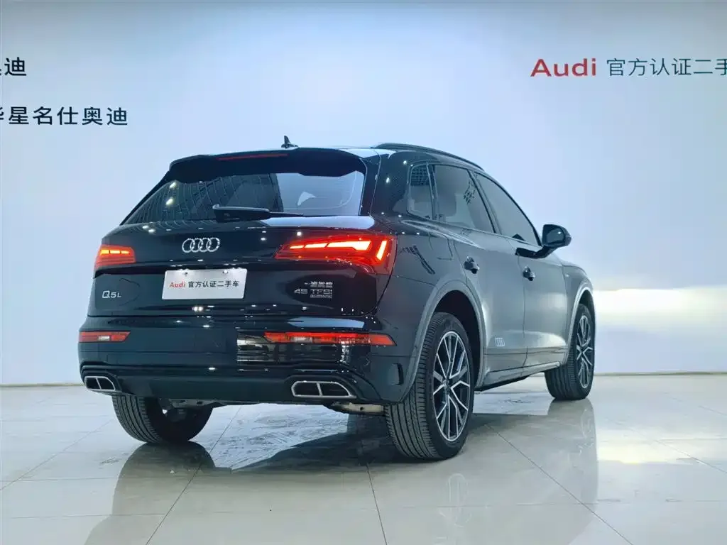 Audi Q5L — фото 4
